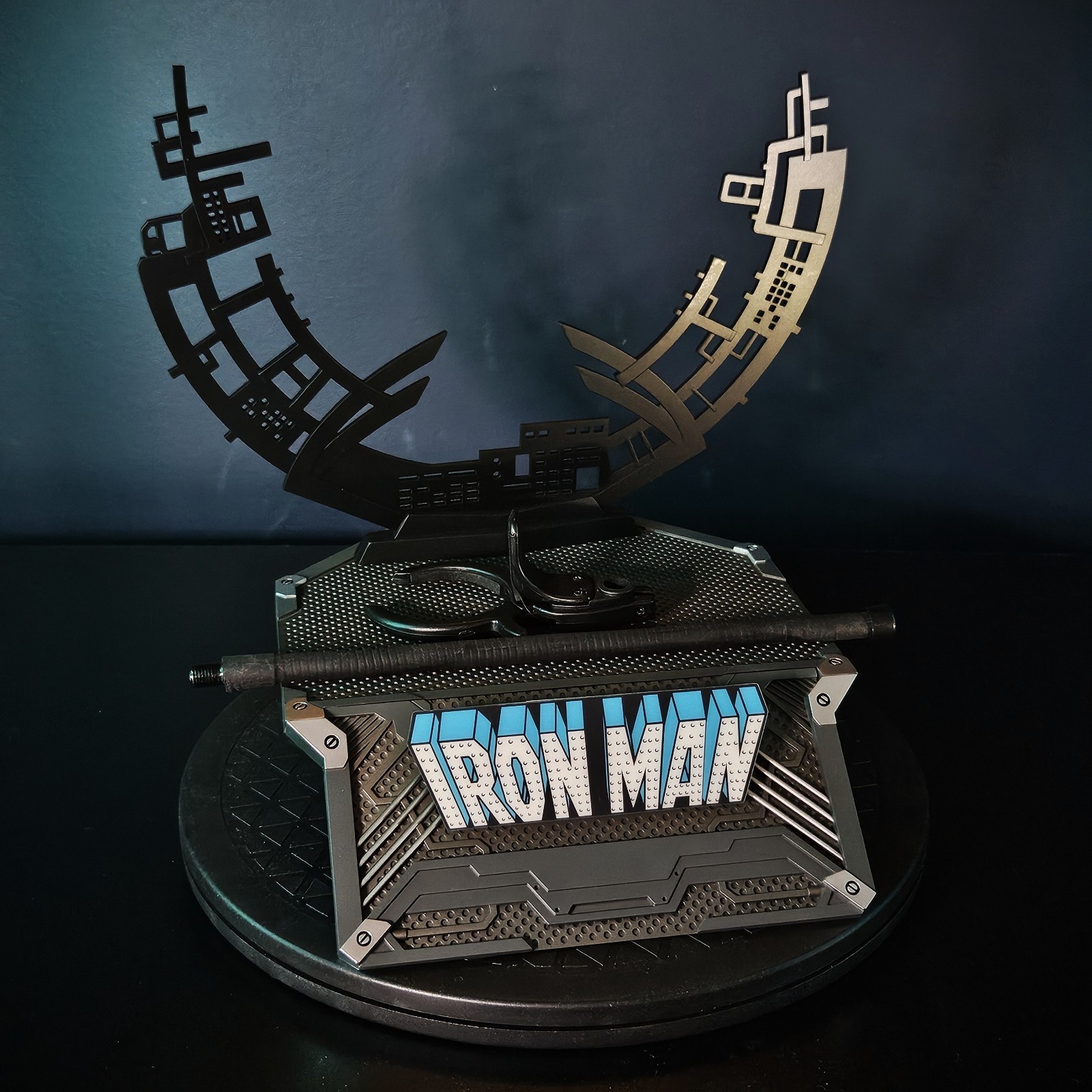 Hot Toys | Iron Man Comics Stand Base HT 1/6 Classic Accessory CMS014-D57