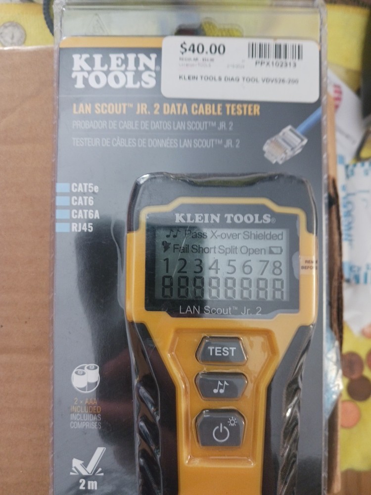 Klein Tools LAN Scout Jr. 2 Data Cable Tester  VDV526-200 3544