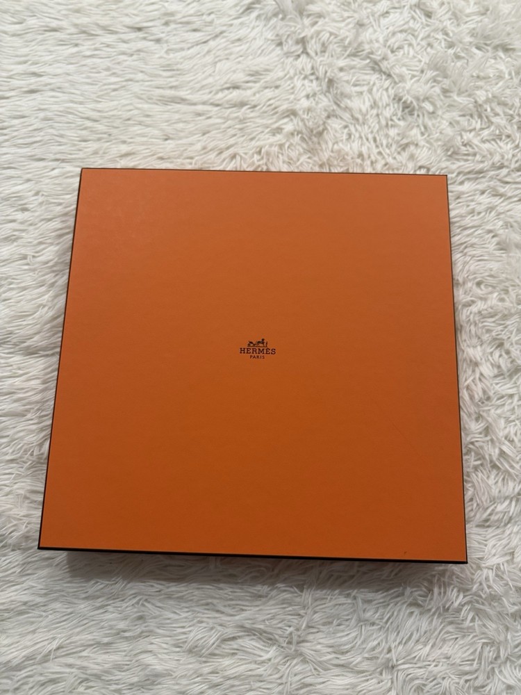 HERMES Empty Gift Box 14x14.5