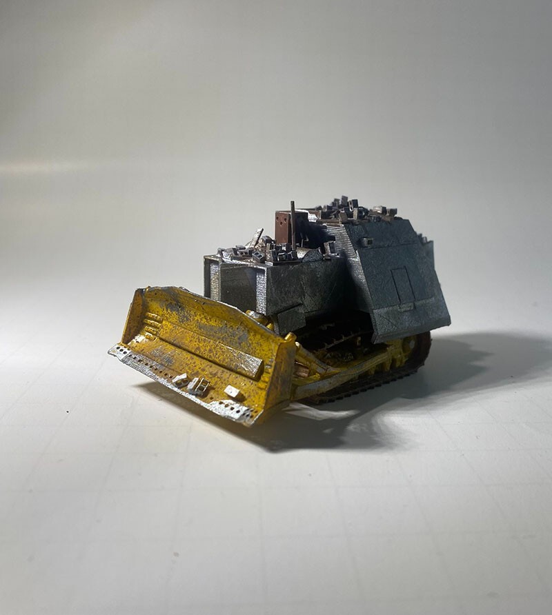 Komatsu D355A bulldozer Killdozer hotwheels scale