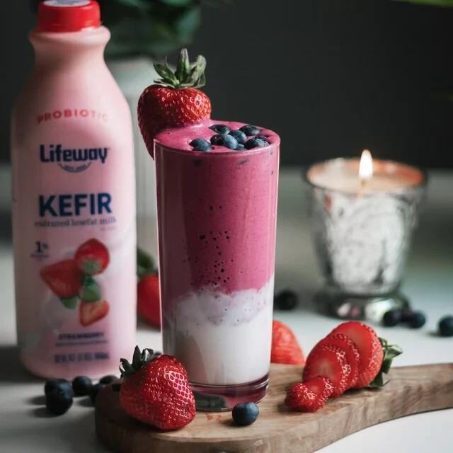 4 Bottles Lifeway Strawberry Lowfat Kefir Milk Drink Probiotics Size 32 oz 4-pck