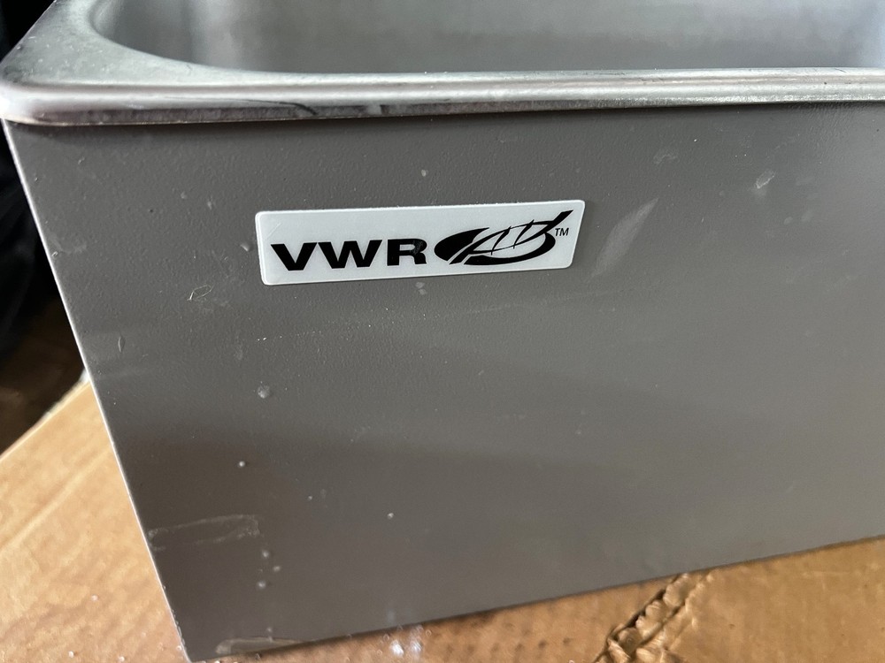 VWR # 13270-877 BATH MODEL 28L