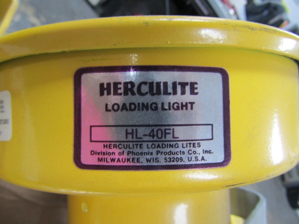 💥HERCULITE HL-40FL DOCK LOADING LIGHT