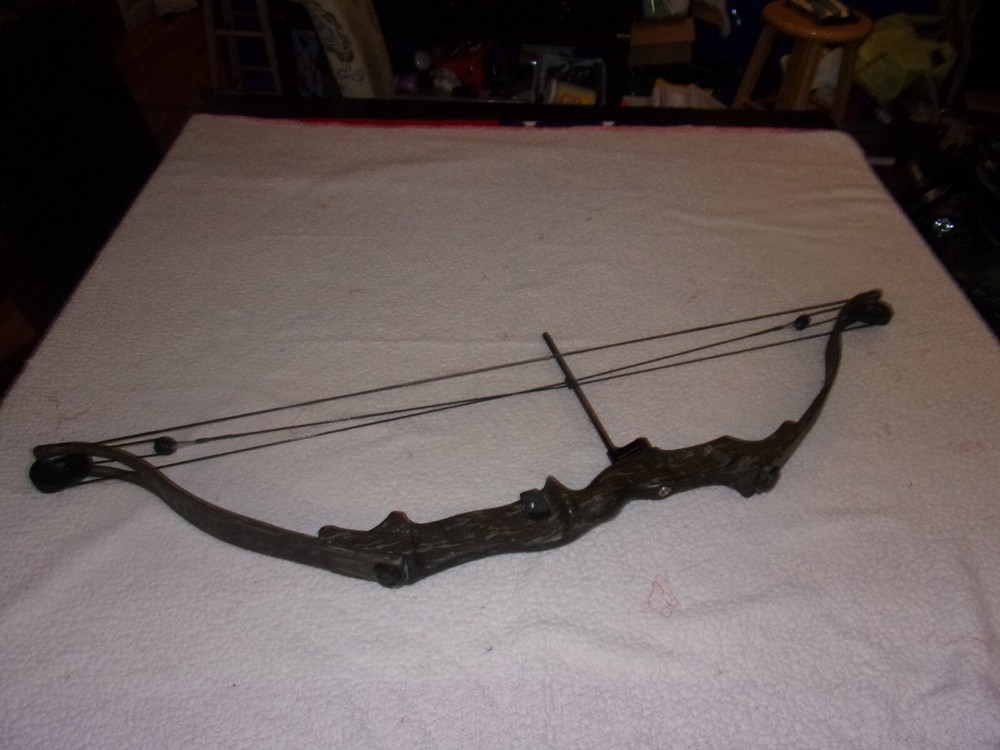 Bear Archery Bear Hunter Compound Bow NICE