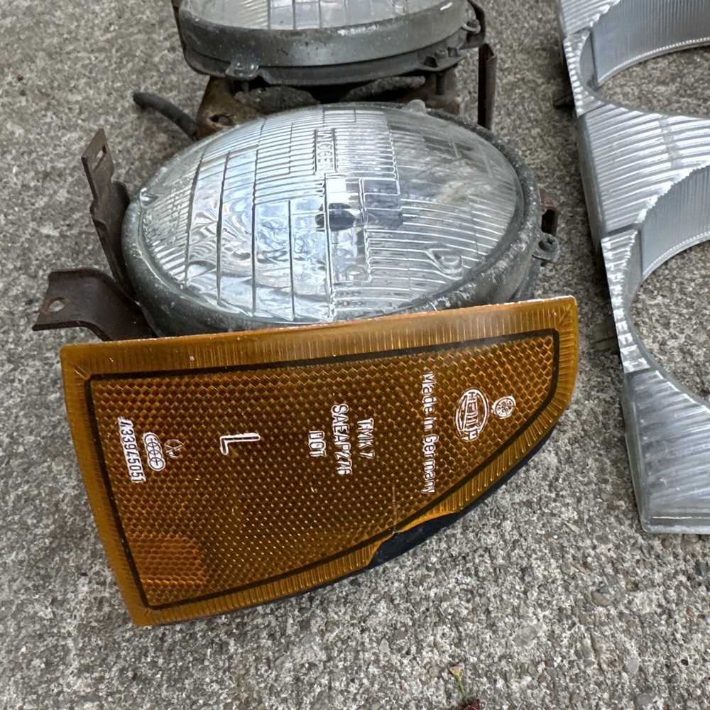 Audi 5000 main lights L/R