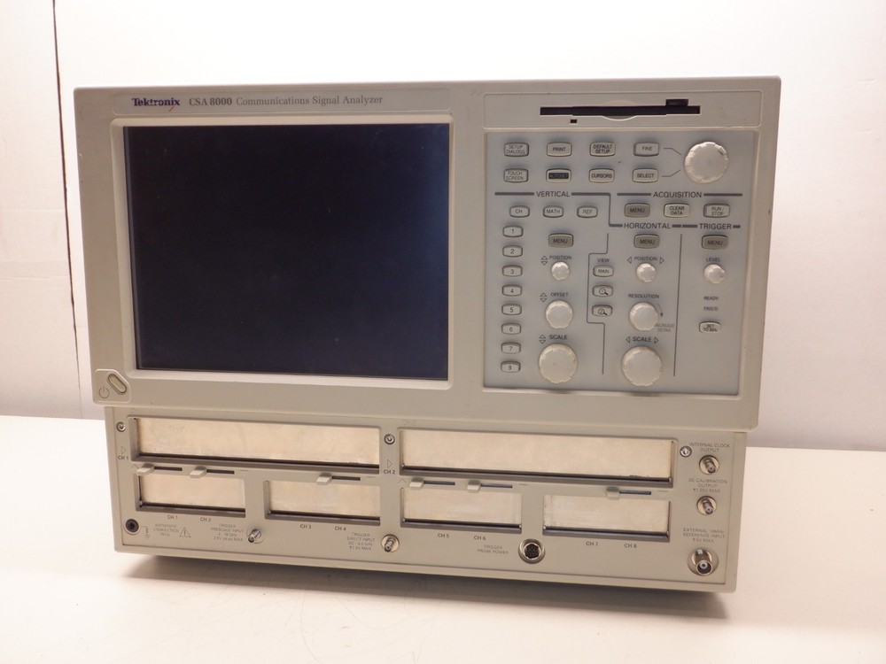 TEKTRONIX CSA8000 SIGNAL ANALYZER