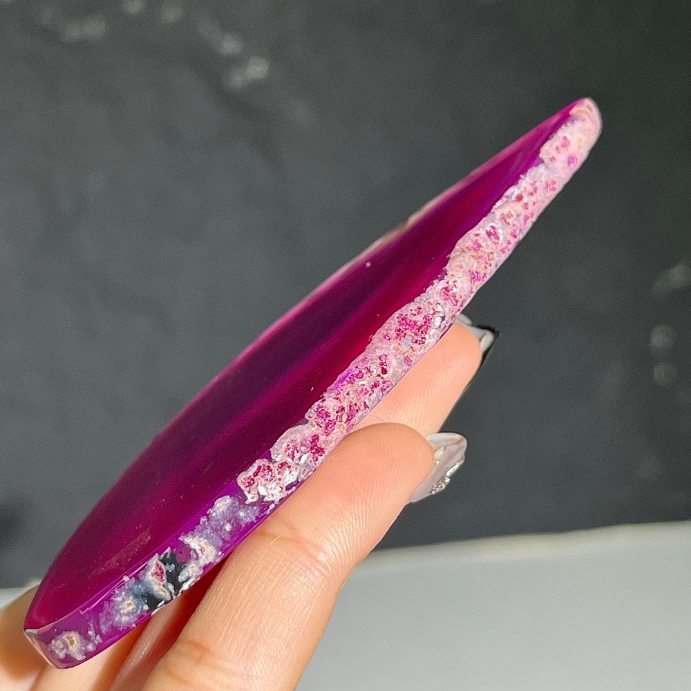 43G Colored agate flakes