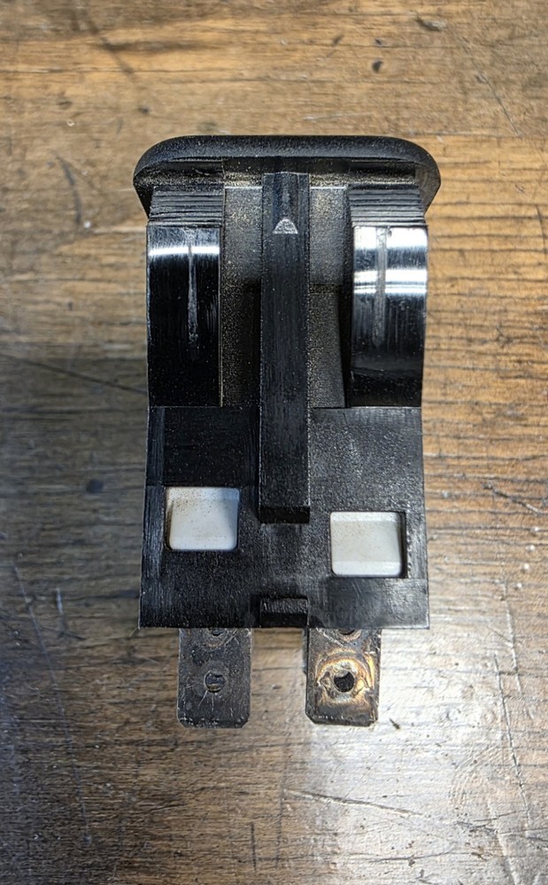 Used Freightliner Sleeper Panel Dome Light A06-30769-083