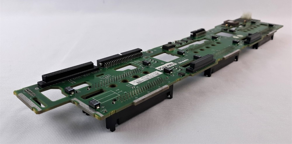 Compaq 010936-001 Backplane