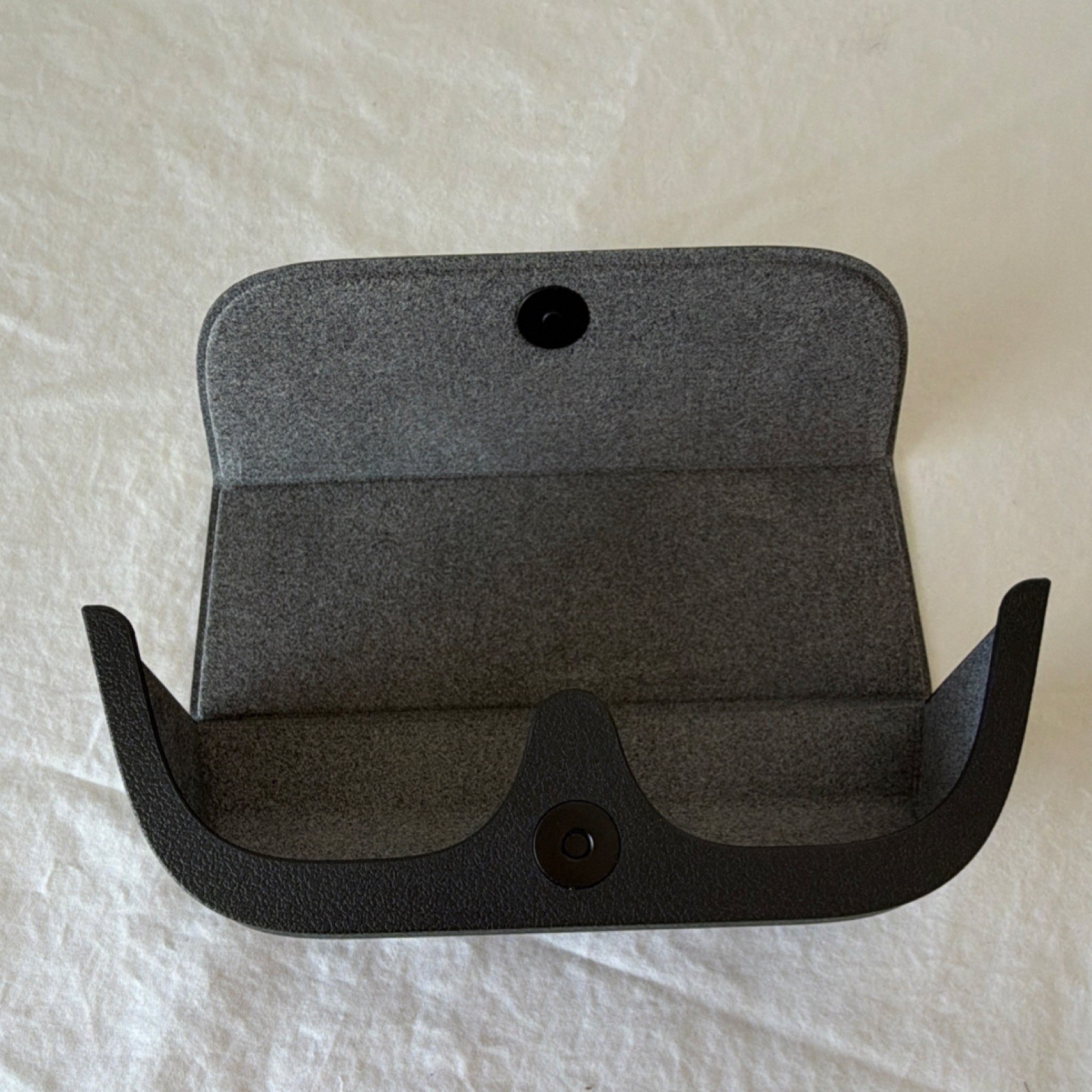 Bose ALTO Frames BMD0006 Bluetooth USB Smart Audio Sunglasses with Case