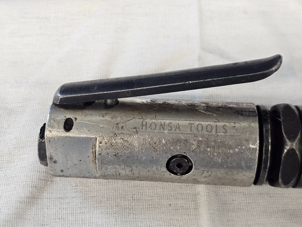 Honsa Pneumatic Needle Scaler Air Hammer Chisel Chipper Rust Removal Tool
