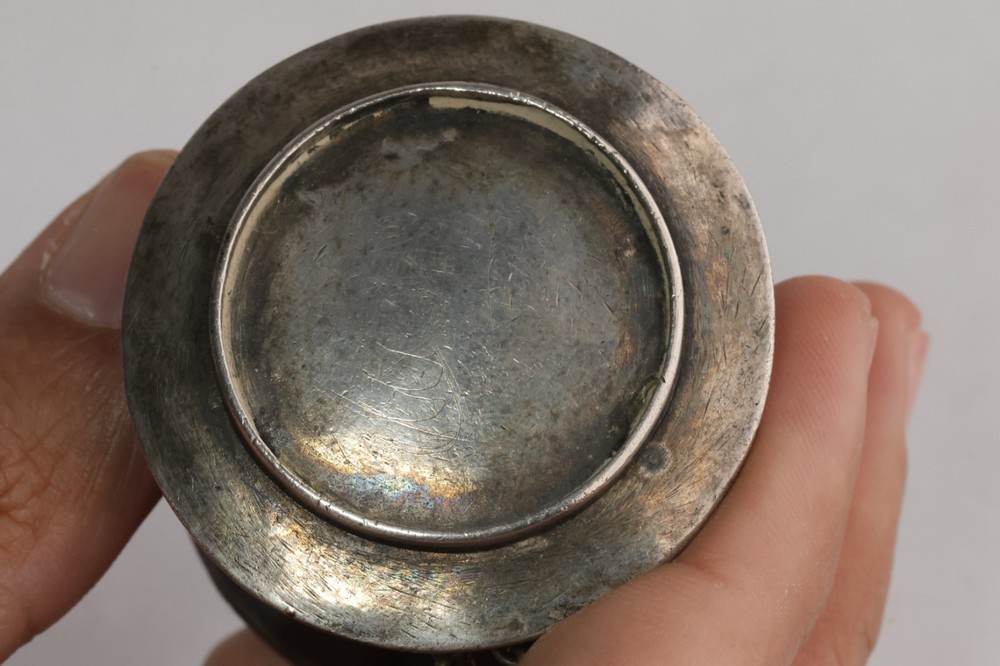 Solid Sterling Silver Plain Vintage Tobacco or pill container