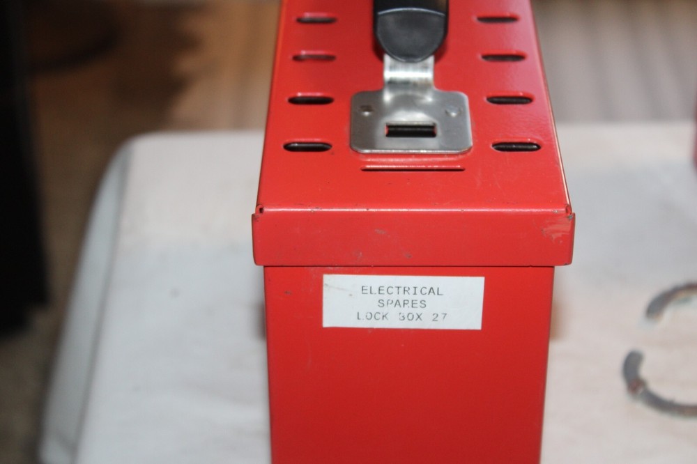 2 Master Lock Portable Group Lock Boxes 498A w/Tool