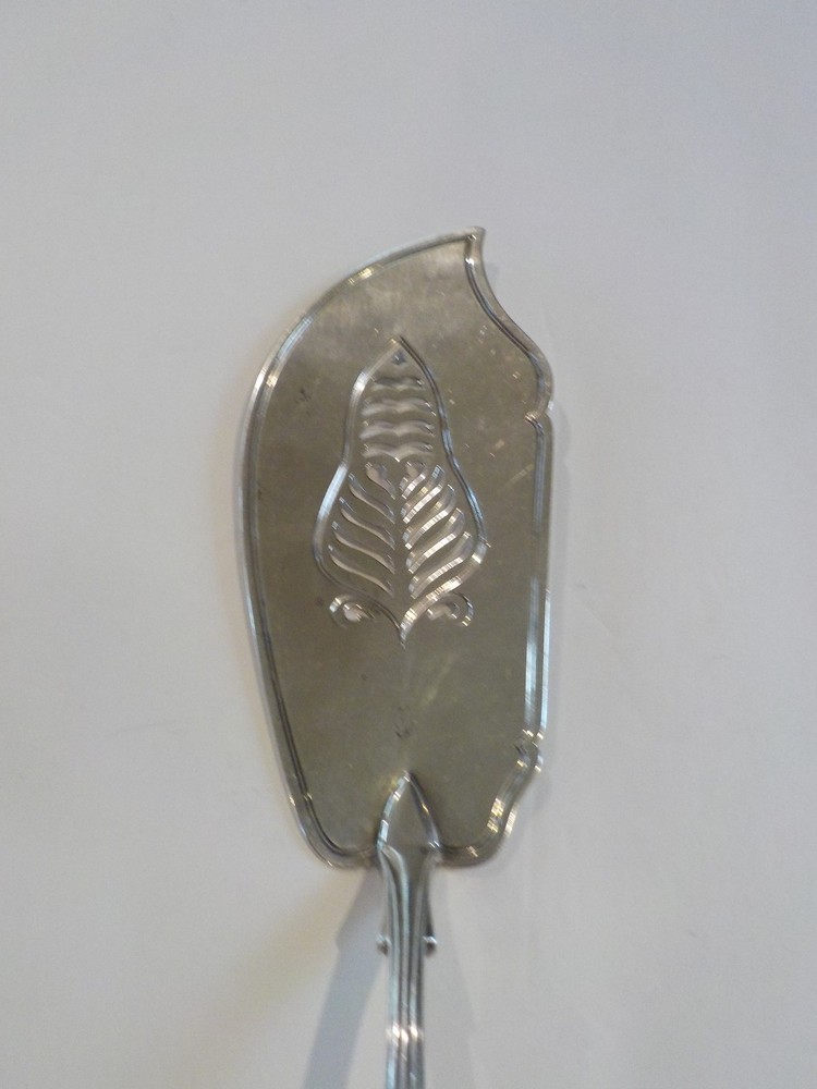 George III Solid Sterling Silver Pierced Fish Slice / Server, c. 1808