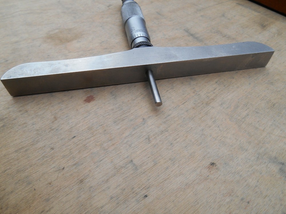 STARRETT 445 DEPTH MICROMETER , 0 - 9" , 6" BASE