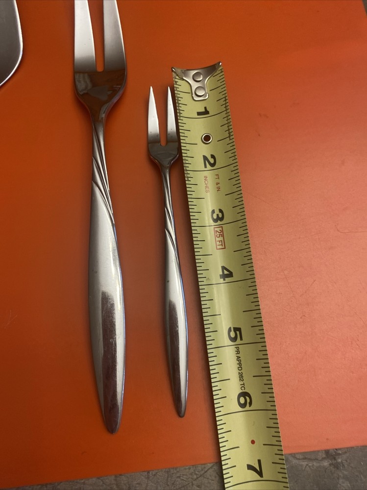 Stonegate Flatware- Solitude- Pie Serve- Ladle- Serving & Pickle Fork 6 Pieces