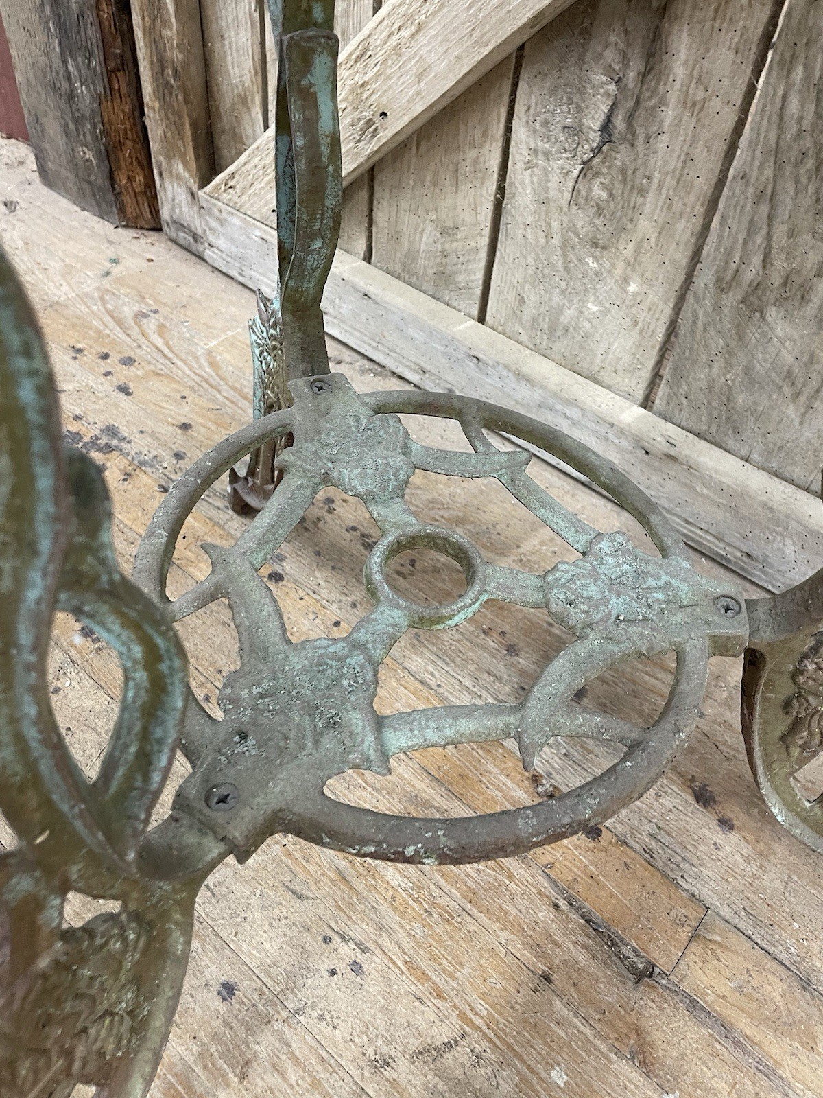 Vtg Victorian Cast Iron 28 1/2" Tea Table 27" Tall Garden outdoor