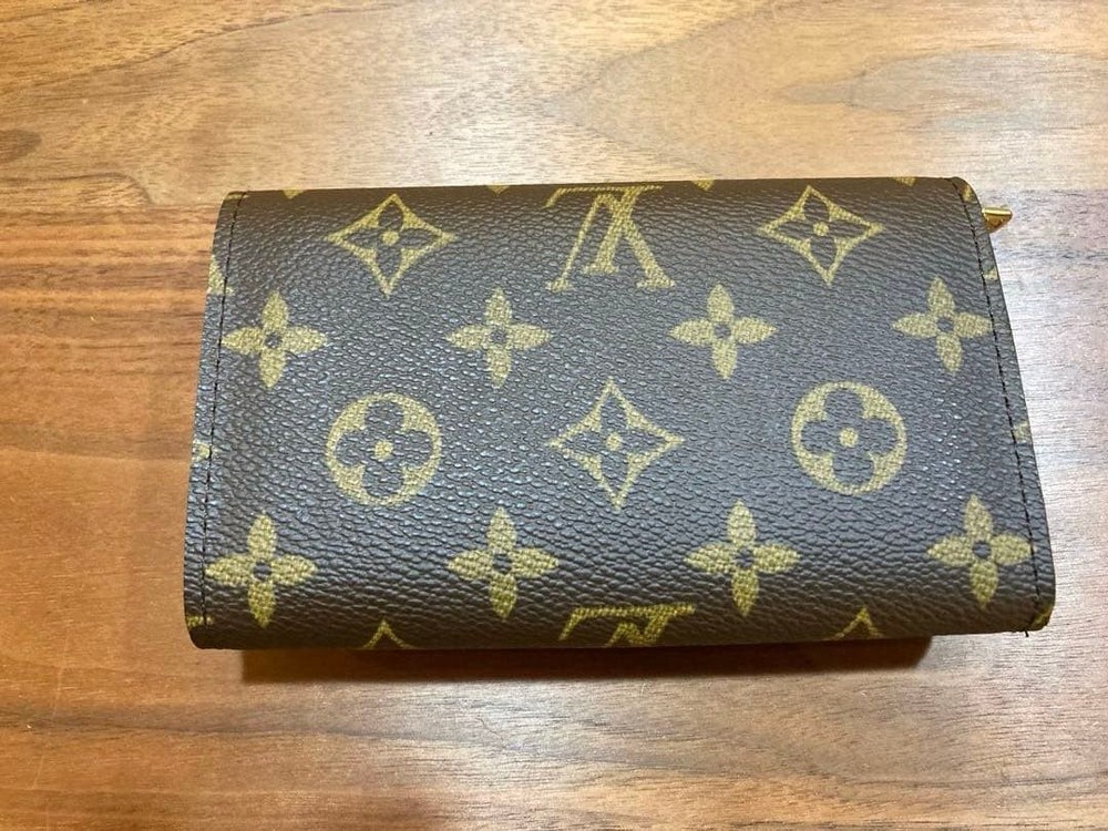 Louis Vuitton Monogram Tri-Fold Wallet