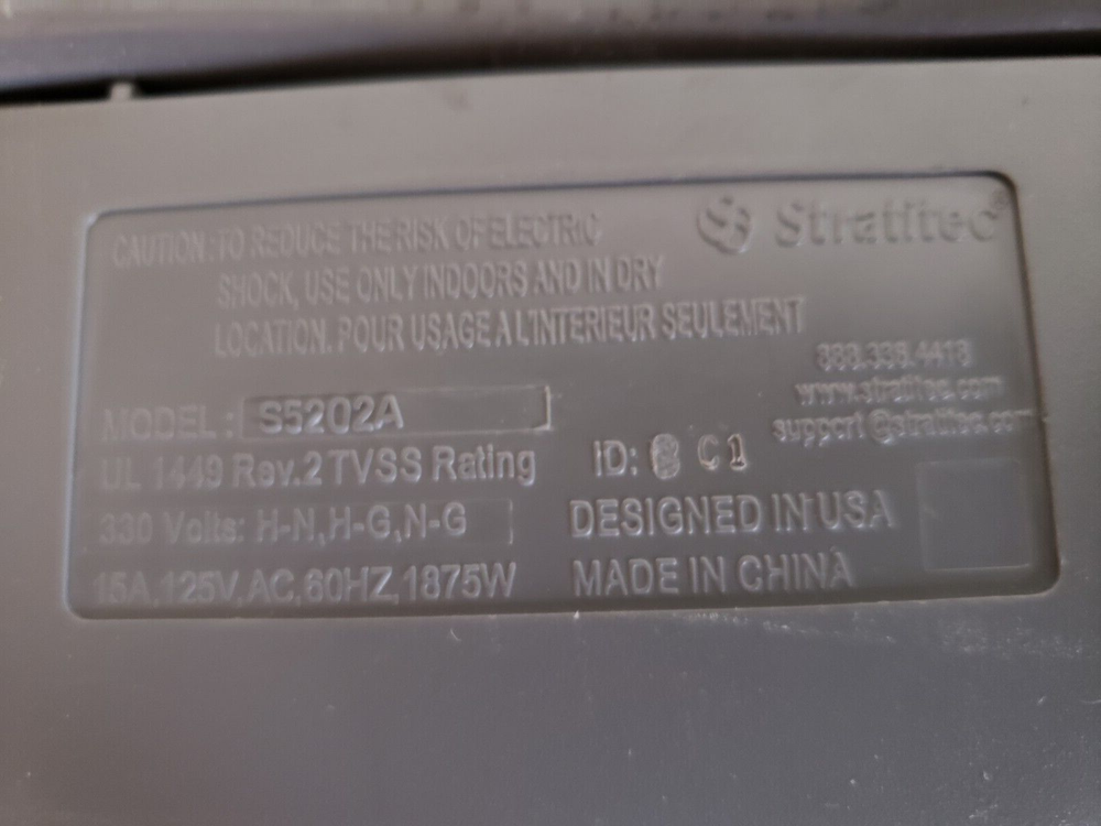 Stratitec S5202A Power Surge Protector