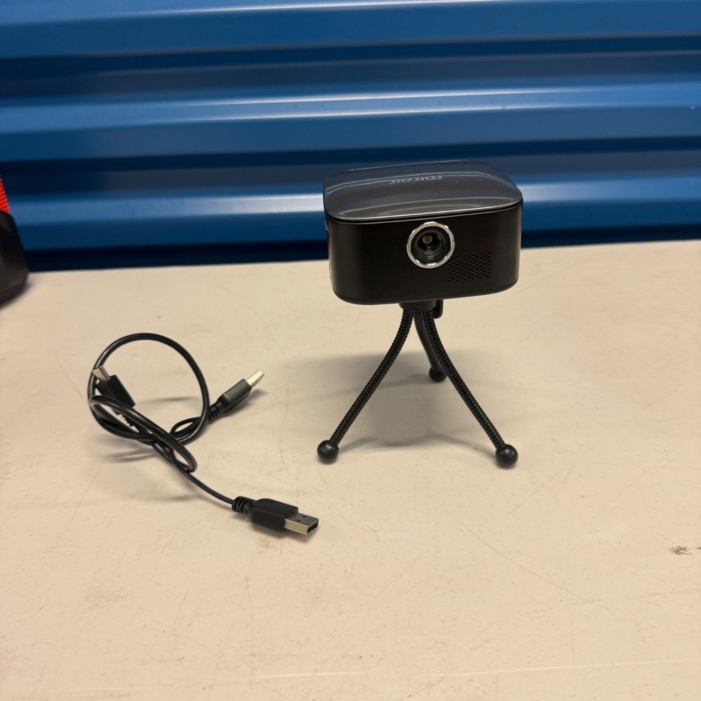 Miroir M75 Portable Mini Projector With Tripod & Cable