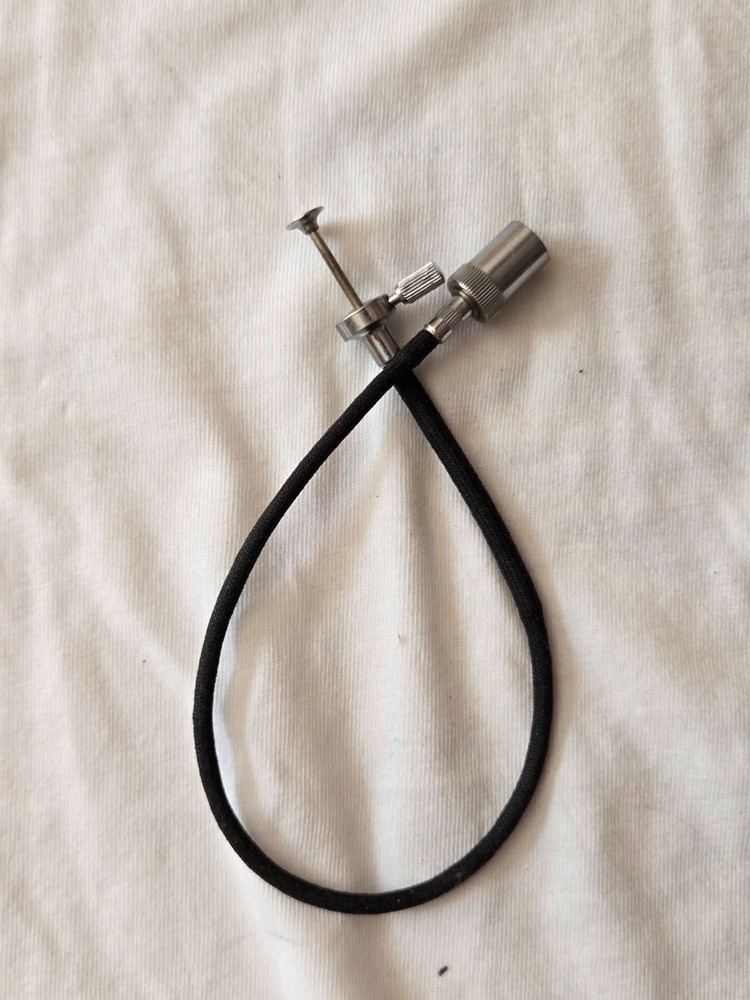 Original Leica mechanical shutter release cable (14070)