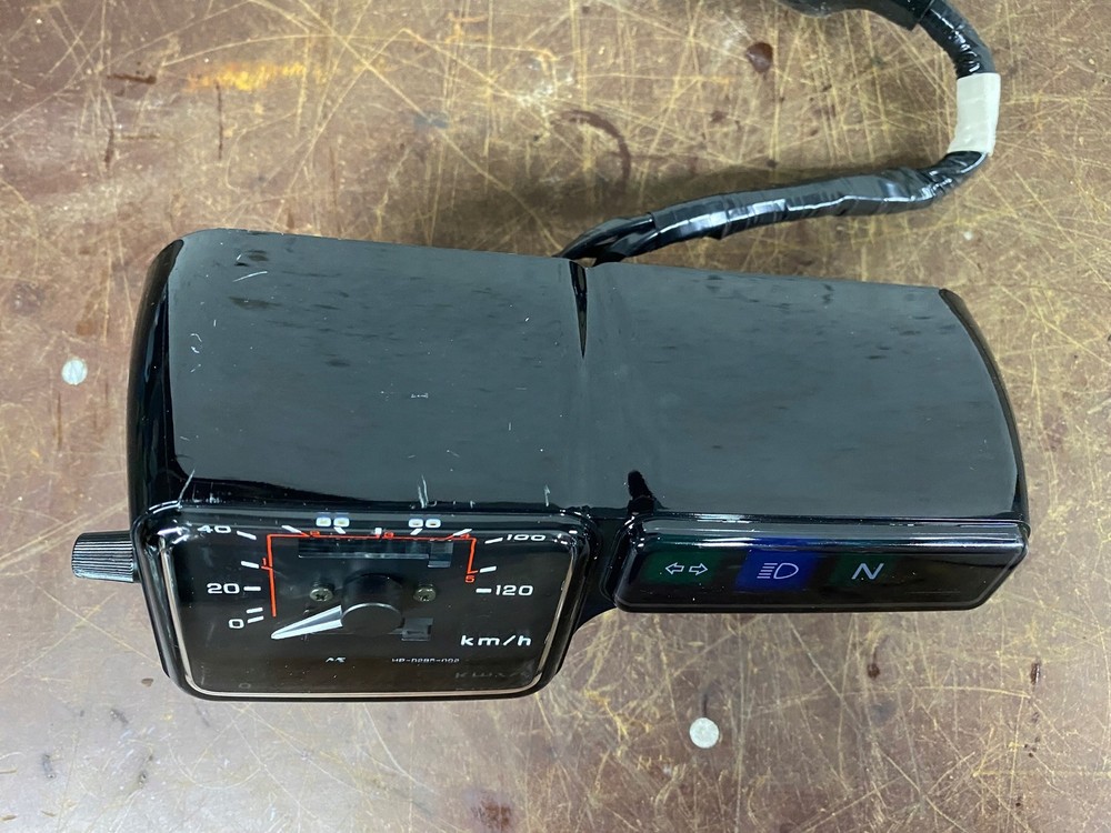 UNIVERSAL SPEEDOMETER COUNTER