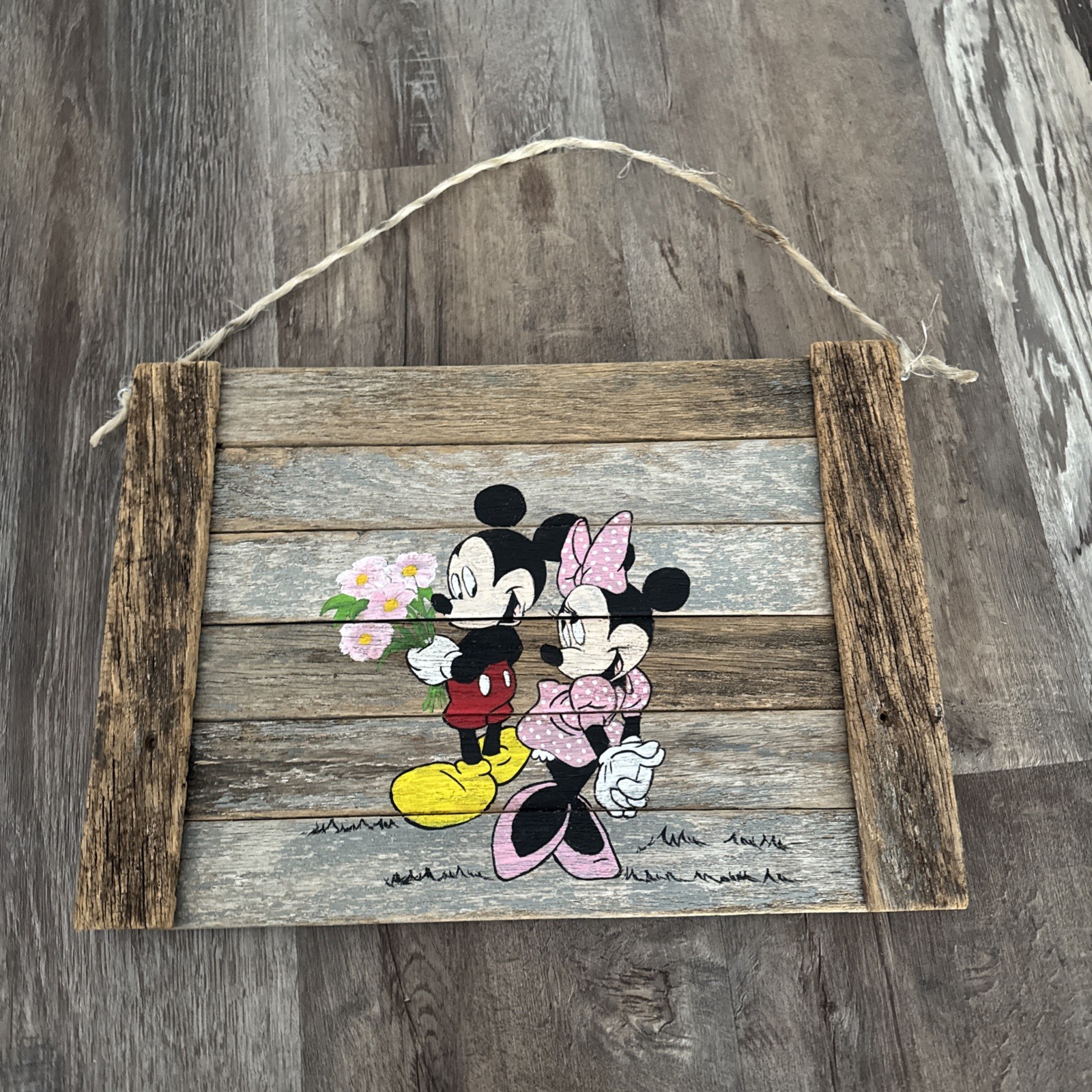Vintage Disney 10”x14.5” MICKEY MINNIE MOUSE LOVE Wooden Sign