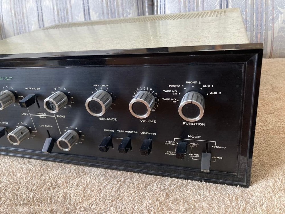 Sansui AU-777 Solid State Stereo Integrated Amplifier Tested Working
