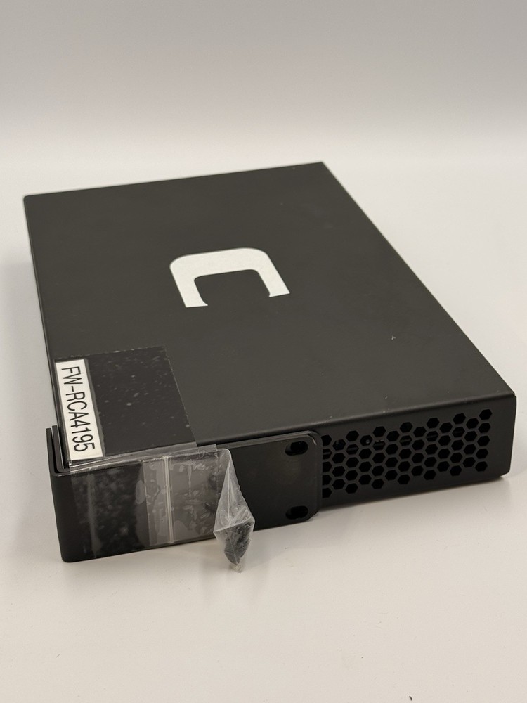 CLAVISTER E80 6 RJ45 Ethernet Networking Switch