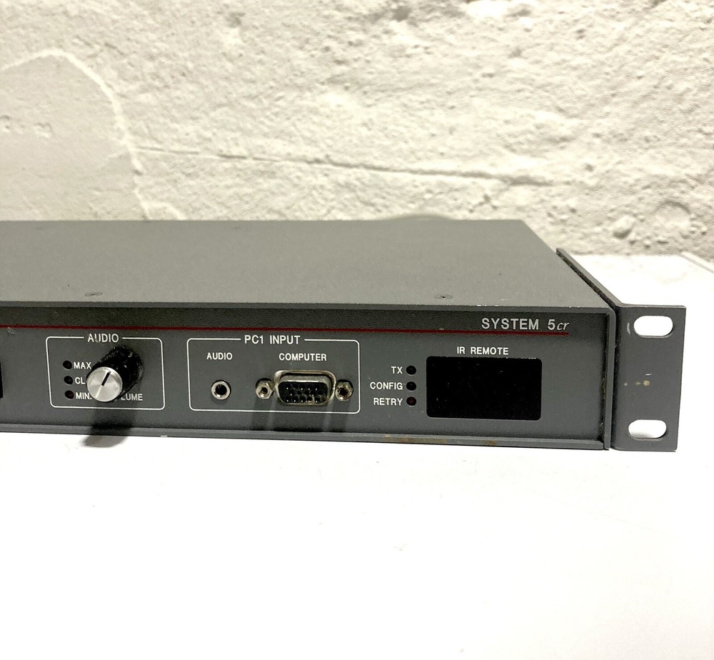 Extron System 5cr Plus I/O S-Video Computer Video Switcher (Working). Read.