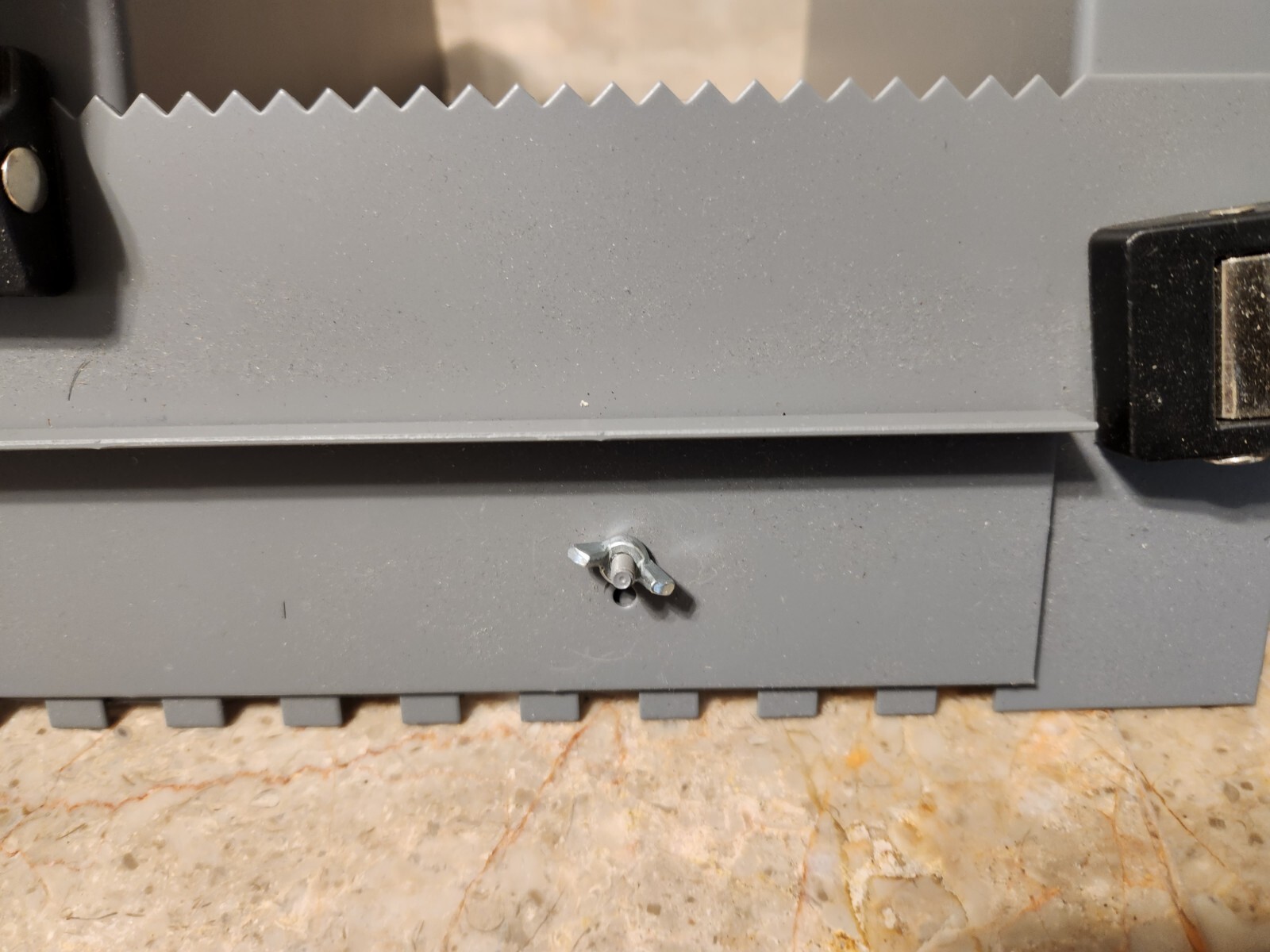 Trowel Box Adjustable Tool Up To 24"