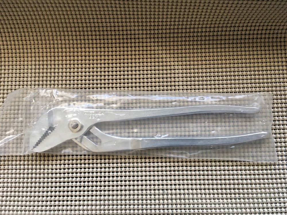 Wilco Slip Joint Pliers