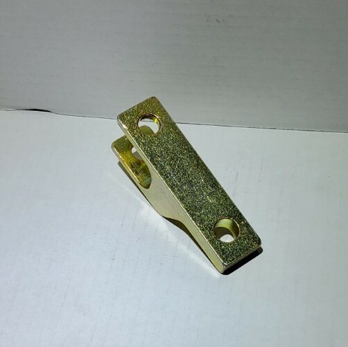 GEHL Part # 50351671 LATCH LINK