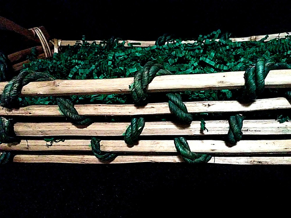 Rectangular Basket Light stain Free standing 2 Handle Green rope 10 x 17 Display