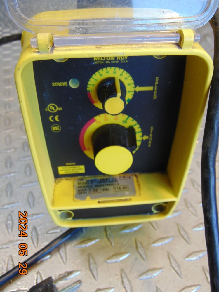 LMI MILTON ROY AA151-498SI DOSING PUMP
