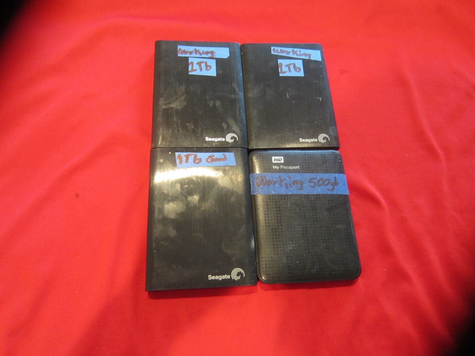Lot of 4pcs Seagate,WD,1.0TB/500GB Backup Plus Portable Drive SATA 2.5" HDD