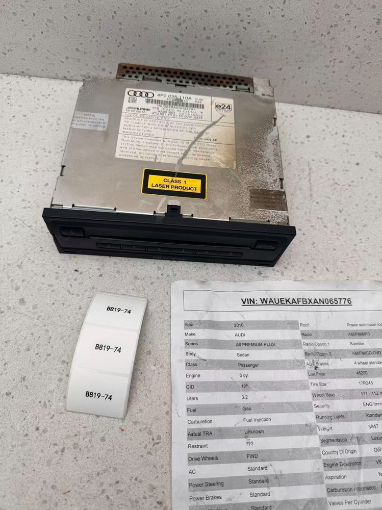 2009-2011 AUDI A6 C6 - 6 DISC CD Changer 4F0035110A