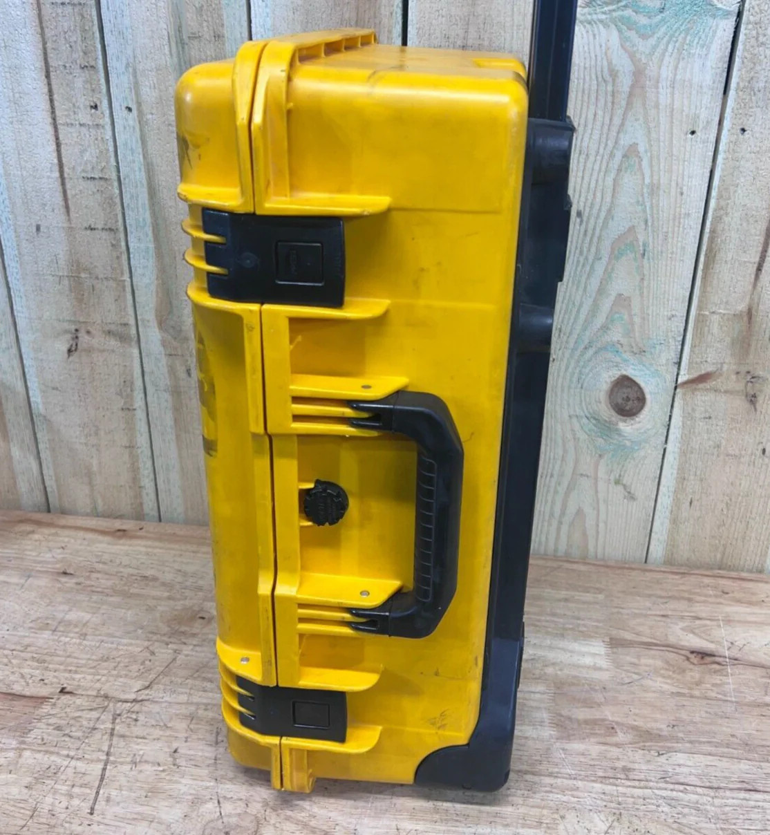 Pelican IM2500 Storm Case Waterproof Yellow Good Condition A/B