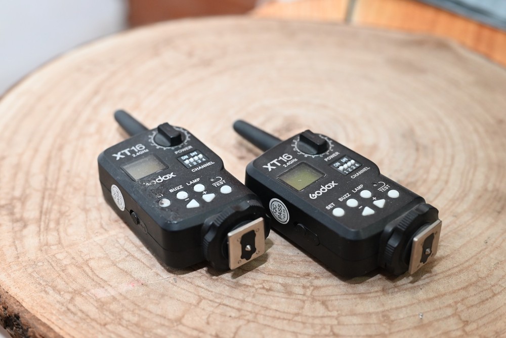 Godox XT-16T Remote Flash Trigger Transmitter only ( 2 pecs )