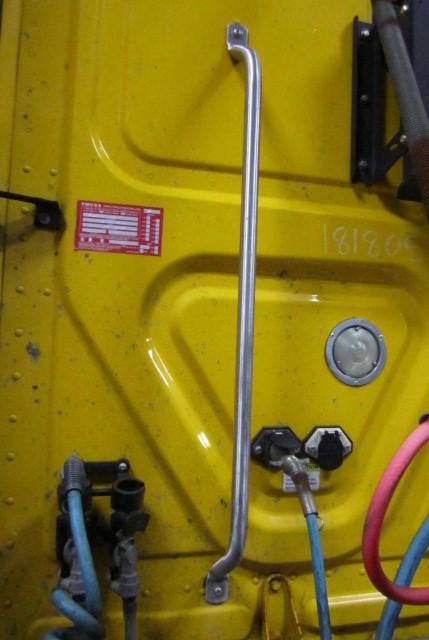 For 2013 FREIGHTLINER CASCADIA 125 CAB HANDLE N/A ,  MD