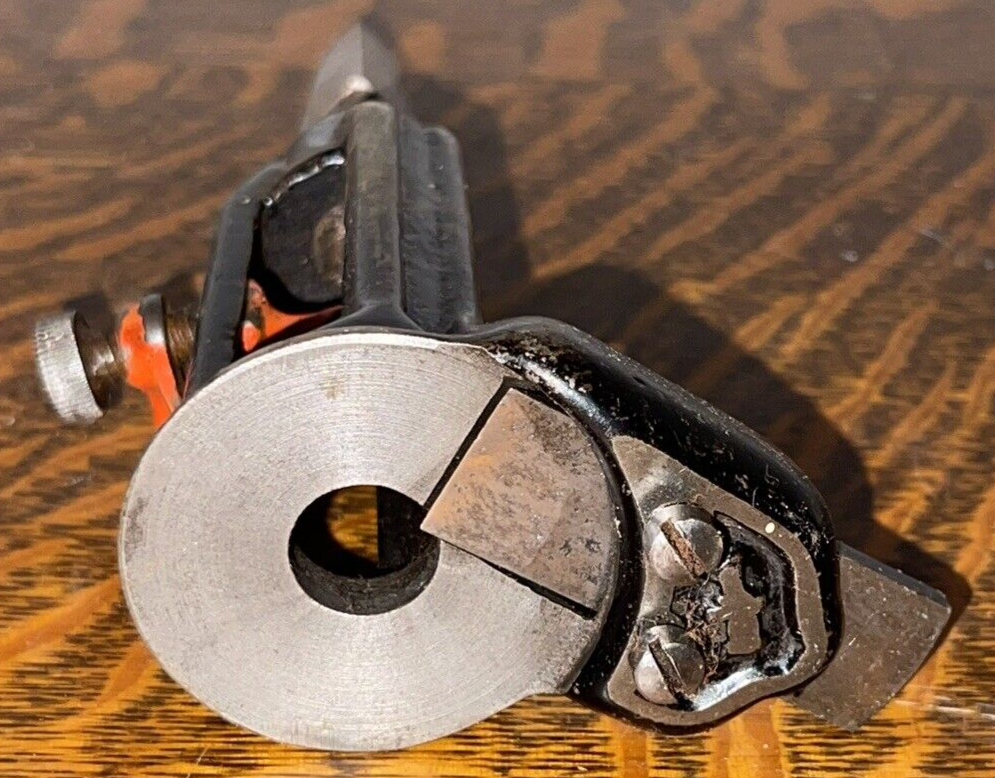 ANTIQUE DRILL PIPE CUTTER