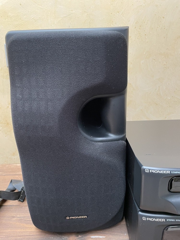 Pioneer Stereo System