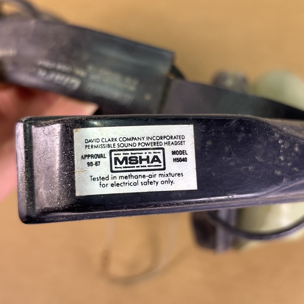 DAVID CLARK H5040 Behind-The-Head Voice Powered Headset MISSING PLUG