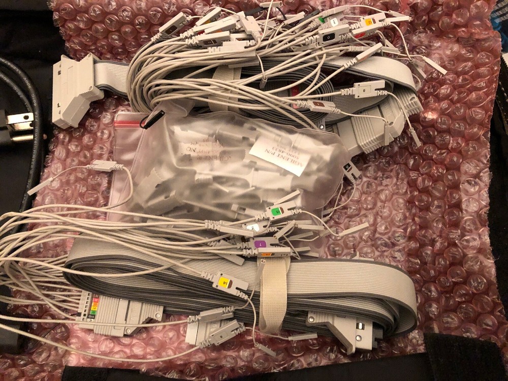 Agilent 16903A Logic Analyzer System & Cables. Win XP SP3