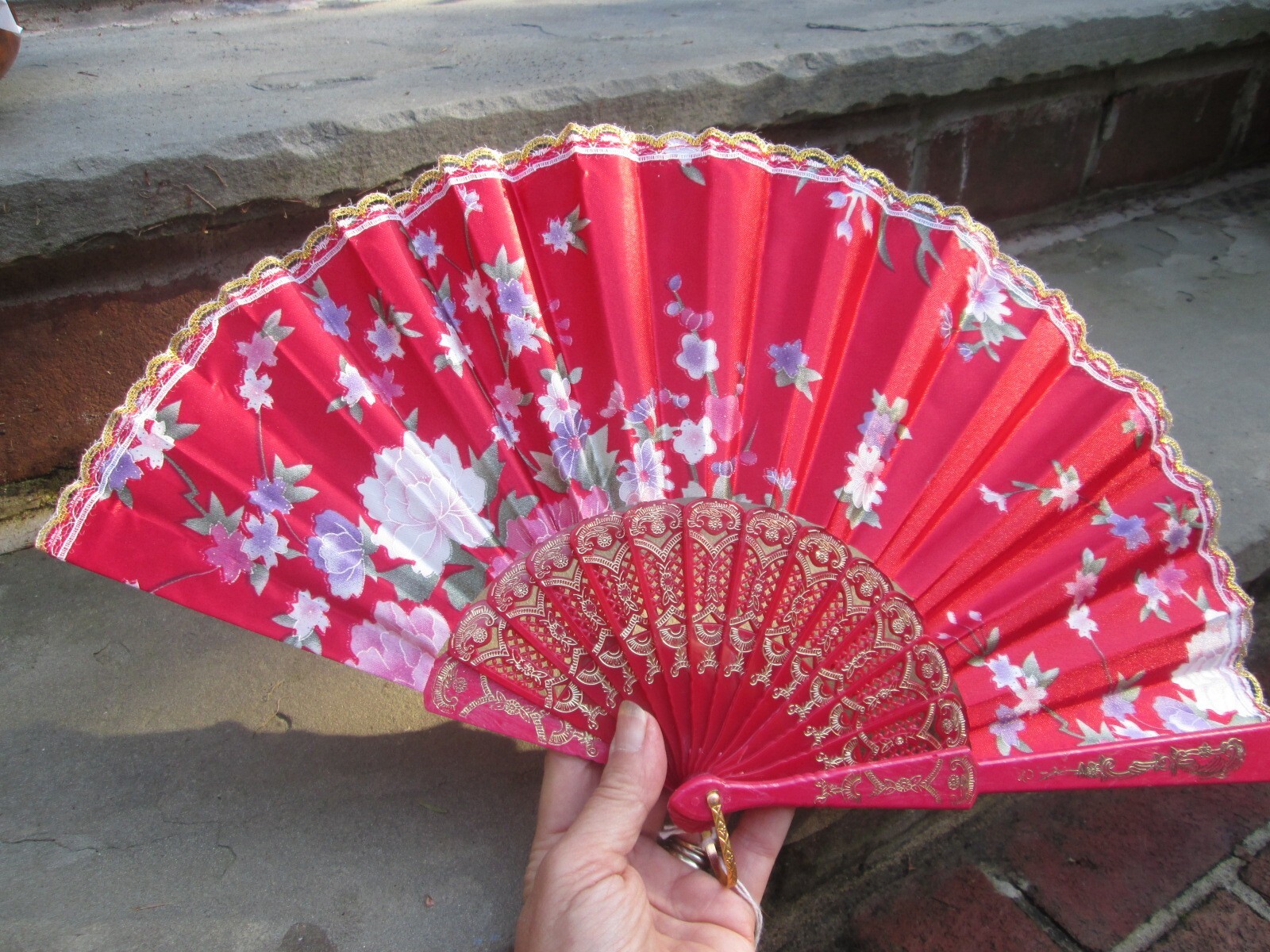 HAND FAN FLORAL ASIAN PEONY 18th C COLONIAL SATIN RED GOLD LACE GILT BRIDGERTON