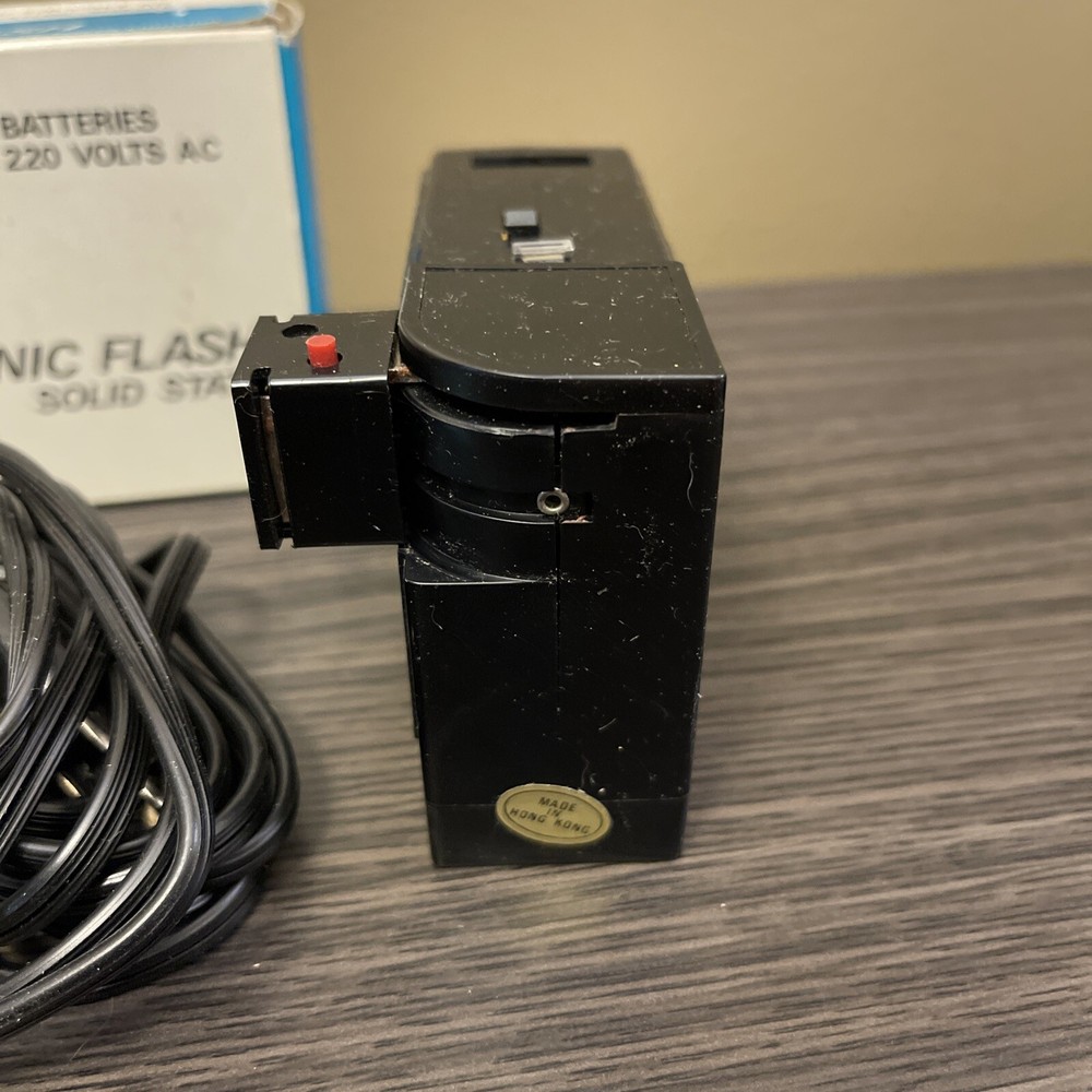 Vintage Acme-Lite Electronic Flash Solid State Model 228A Free Shipping