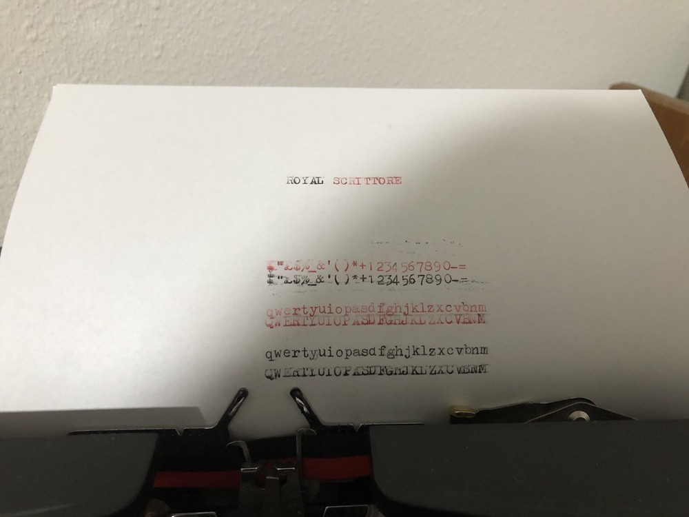Royal Scrittore 100th Anniversary Fully Functioning Typewriter With Box