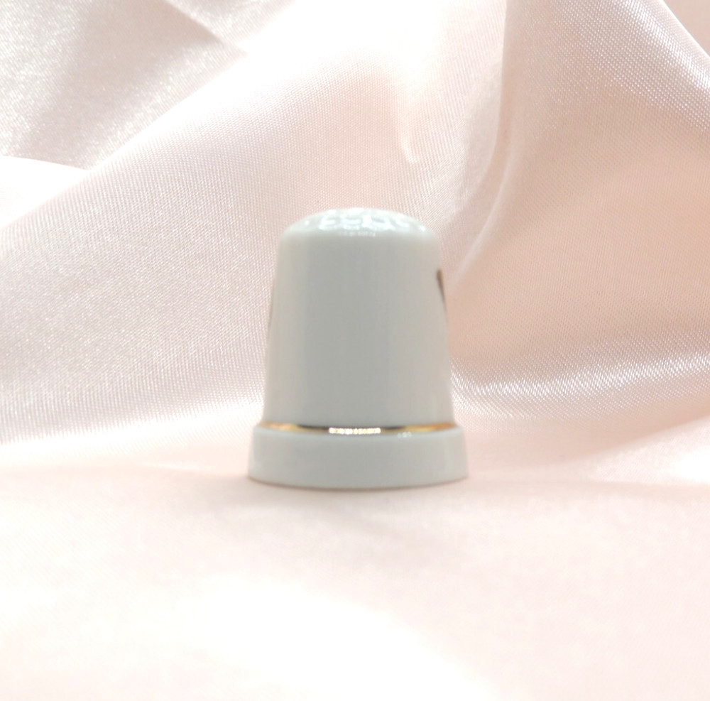 Porcelain Thimble Brinn's Butterfly