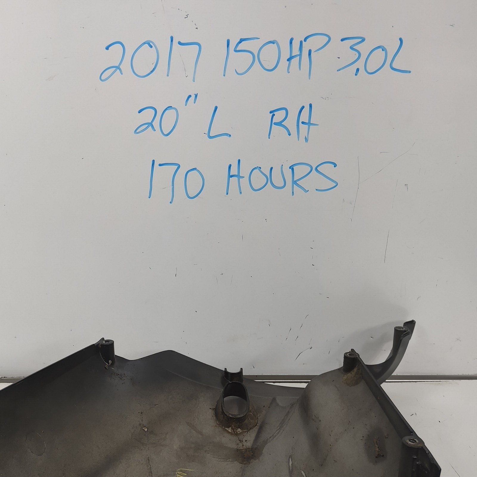 Mercury Fourstroke 150 HP Starboard Side Chap Lower Bottom Cowling 8M0057756