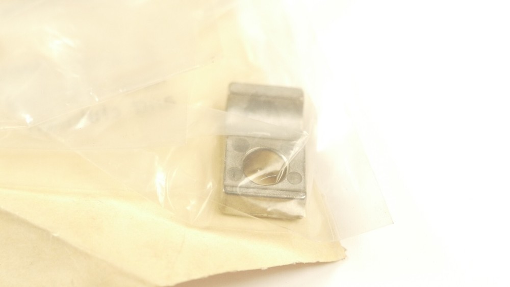 MINI Bracket for Interlock Cable for Steering Column AUTOMATICS 32311160323